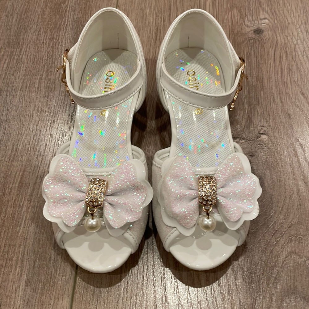 Osinnme Pink Shoes New Size 10